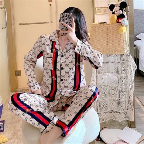 gucci pajamas for women.